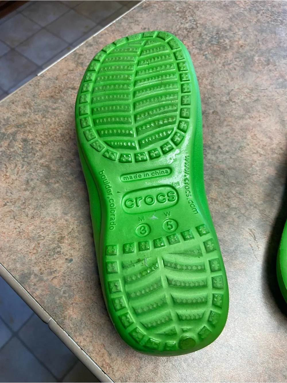 CROCS croc sandals